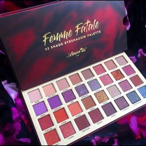 Amour us femme Palette